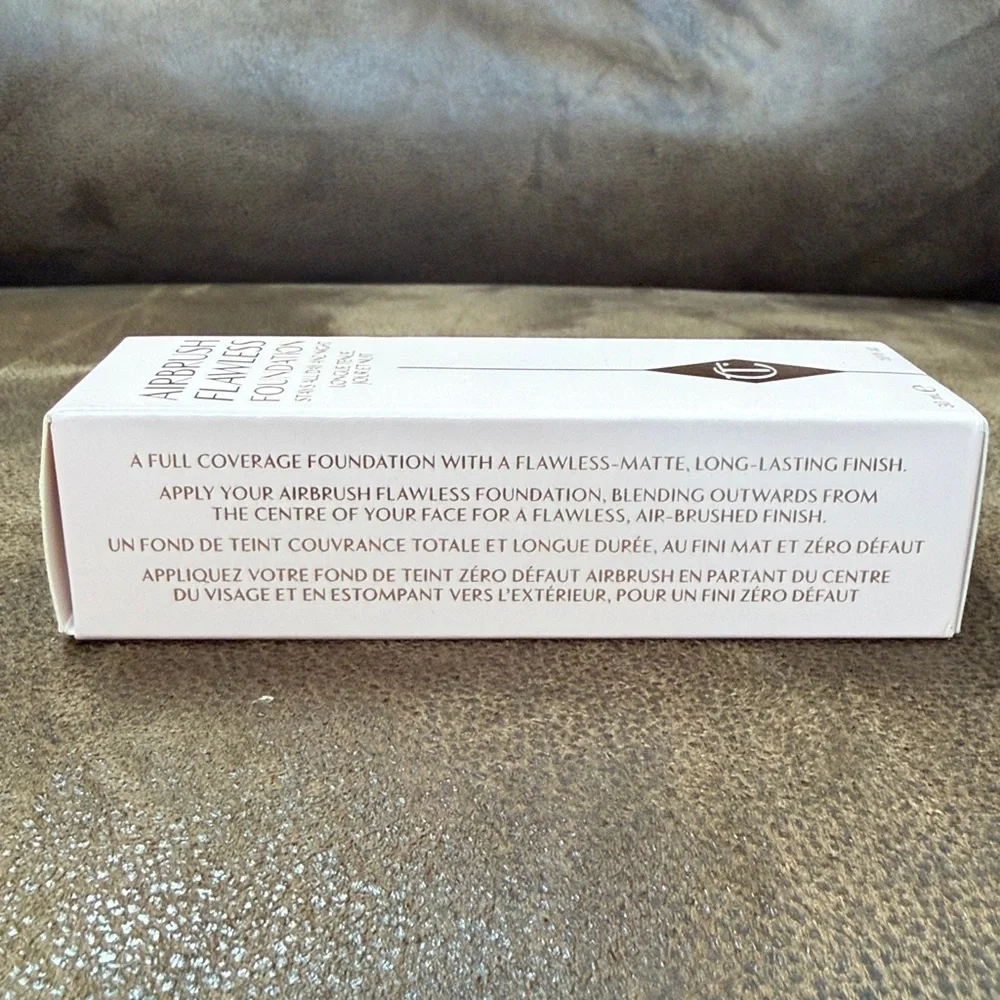 NWT Charlotte Tilbury Airbrush Flawless Foundation - 6 Warm/Chaud